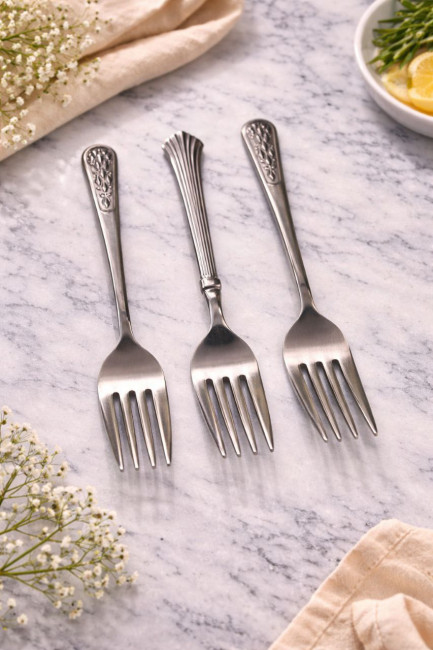 Нож столовый нержавеющая сталь 23 см.1 шт.