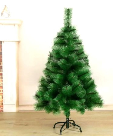 Елка искусственная с шишками и имитацией снега 150 см.