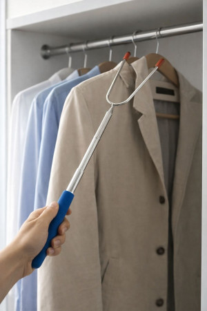 Съемник для одежды телескопический 74 см.1 шт.