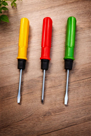 Отвертка двухсторонняя 13 см.1 шт.