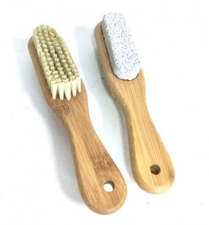 Щетка с пемзой 17 см.1 шт.