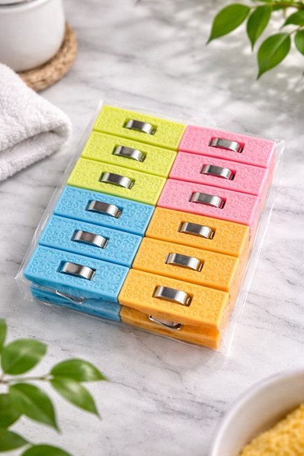 : 2 листа с рисунками,цветные карандаши,ленточки 15,5*25 см.